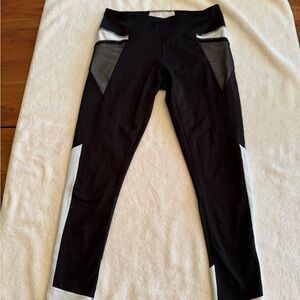 Ladies size S Zella leggings. Excellent condition.